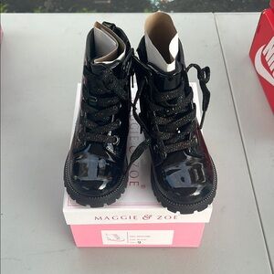 Maggie & Zoe Shiny Black Boots with Glitter Laces